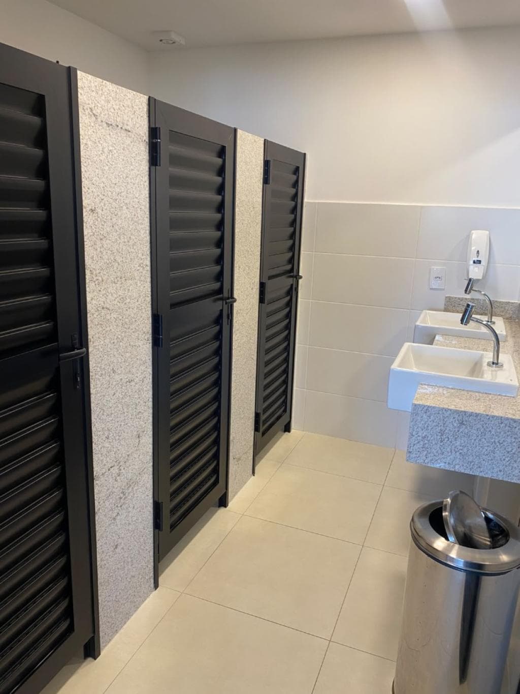 FR. BUENO MUNICIPAL PENTHOUSE 2402