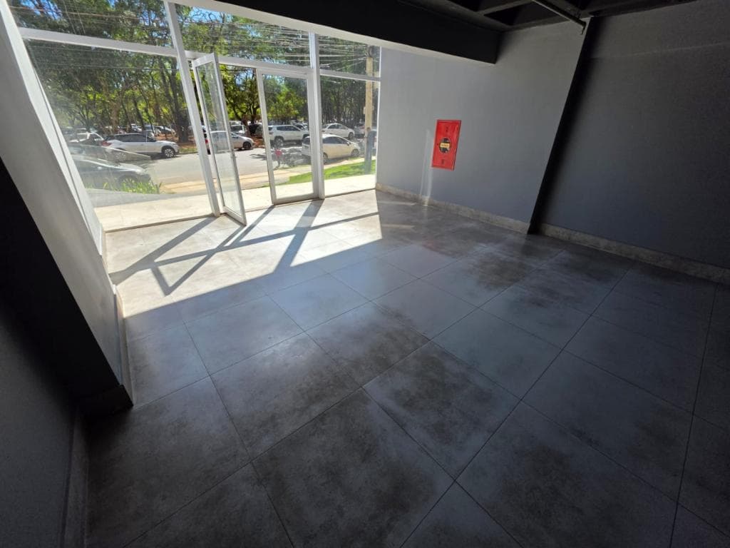 Loja 02 Ed. Trend Office Home