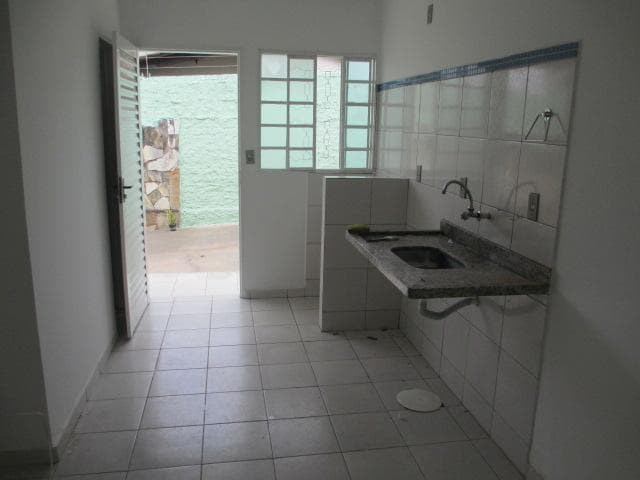 Kitinete Residencial nº 6 Res. Évora